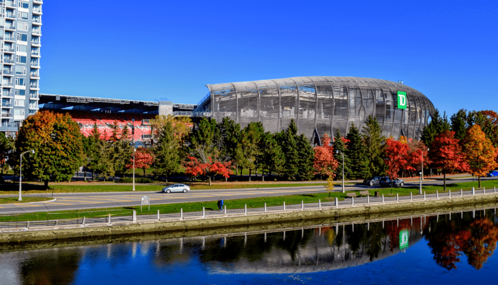 Lansdowne-Park